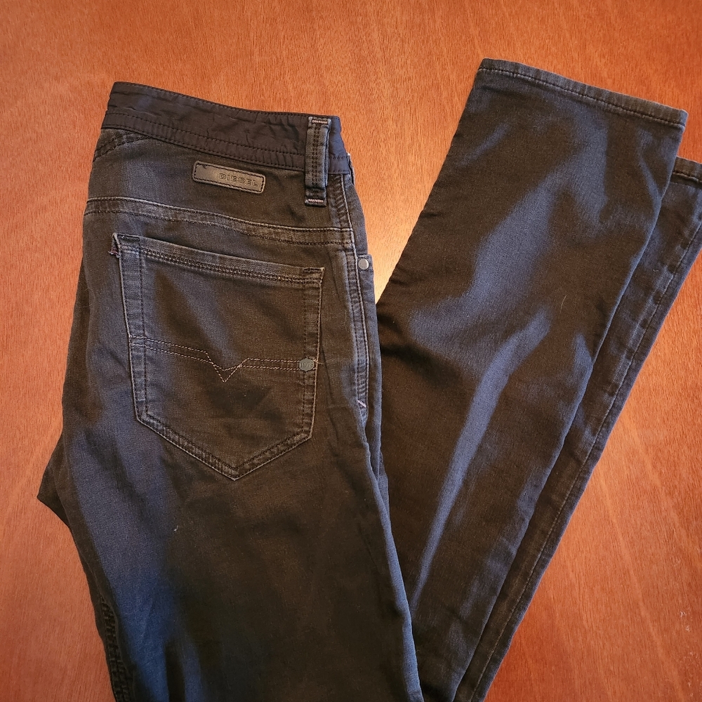 DIESEL men's Thavar Black Jeans